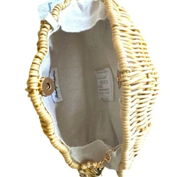 Tommy Bahama Wicker Seashell Clam Shell Handbag with Gold Seashell Strap NWT - Picture 5 of 5